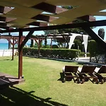 克里斯公寓酒店 公寓 *