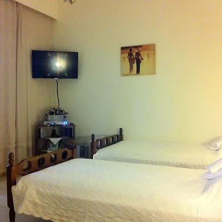 Chris & Apartament Lechaio