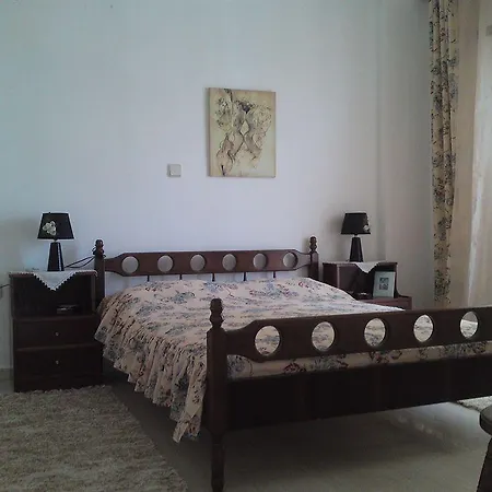 Apartament Chris & Lechaio