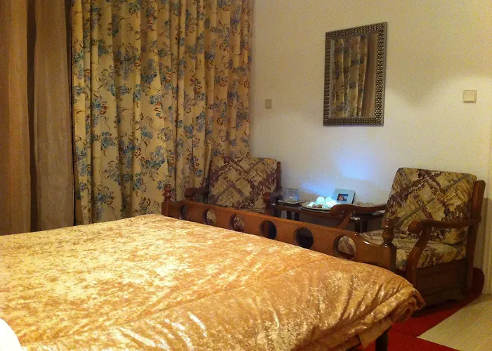 Chris & Lejlighed Lechaio